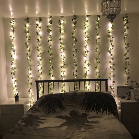 HomelySmart | 15 Great Fairy Light Bedroom Ideas That Change Your Life - HomelySmart Vine Lights, Fairy Lights Bedroom, Lights Bedroom, Dekorasi Kamar Tidur, Bedroom Decor Design, Girl Bedroom Designs, Room Deco, Redecorate Bedroom, Dreamy Room