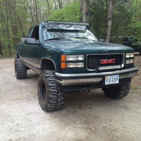 95 GMC K1500 3" Leveling Kit 3" Body Lift 35" Boggers 1997 Gmc Sierra 1500 Custom, 1997 Chevy Silverado, 1993 Chevy Silverado, Pretty Trucks, Squatted Trucks, Chevy Silverado Z71, Silverado Z71, Obs Chevy, Chevy 1500