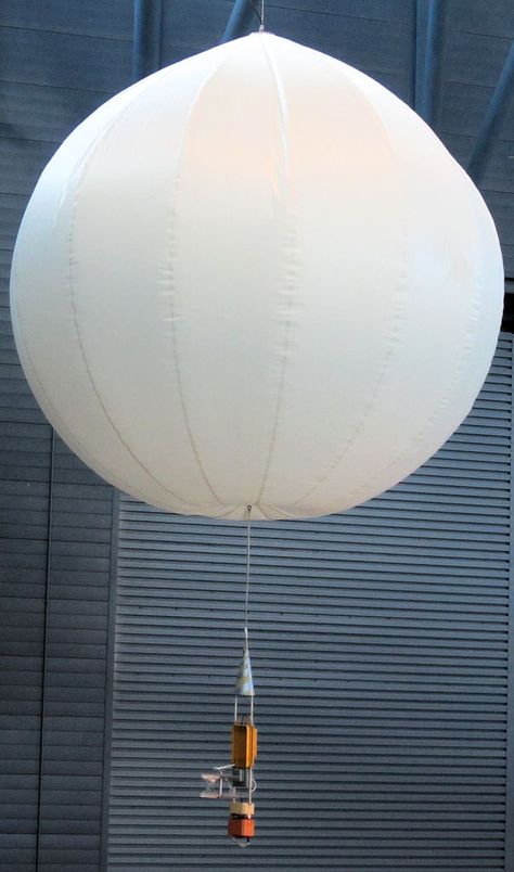 Vega balloon probe on display at the Udvar-Hazy Center of the Smithsonian Institution. Weather Balloon, 1 Balloon, Weather Instruments, Space Images, Smithsonian Institution, Space Flight, Art Teacher, Beautiful Space, The Balloon