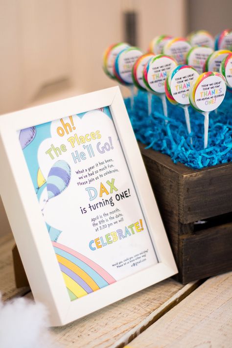 Dr. Seuss First Birthday & Free Party Favor Printables Lil Tony, Emma Claire, Doctor Suess Birthday, First Birthday Decor, Dr Seuss Birthday Party, Birthday Free, Dr. Seuss, Baby First Birthday Cake, Smash Cakes