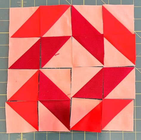 How to Make a Modern Mosaic Quilt Block: Free Pattern - Create Whimsy Free Barn Quilt Patterns, Quilt Block Free Pattern, Mosaic Quilt, 16 Patch Quilt, Modern Mosaic, Improv Quilting, Modern Mosaics, Barn Quilt Patterns, Barn Quilt