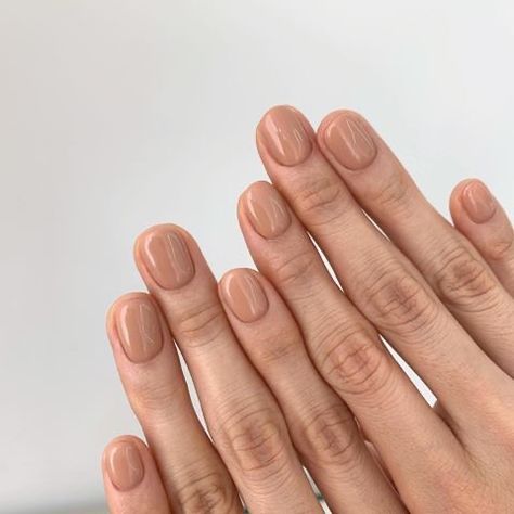 ━ 𝐡𝐚𝐳𝐞𝐥 ☻ Minimal Nail, Nude Nail Art, Manicure Inspiration, Nude Nail, Cat Kuku, Neutral Nails, Art Nails, Manicure Y Pedicure, Minimalist Nails