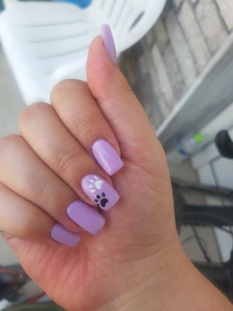 Dog Paw Print Nail Designs, Dog Print Nails, Dog Themed Nails, Dog Paw Nail Art, Short Nails Ideas Purple, Puppy Nails Designs, Dog Nail Designs, Paw Print Nail Designs, Paw Print Nail Art