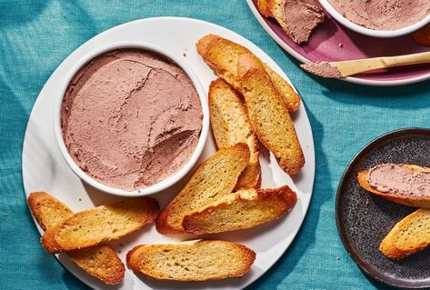 Chicken Liver Pâté Liver Pate Recipe, Easy French Recipes, Liver Pate, Jacques Pepin, Chicken Liver Pate, Jacque Pepin, Chicken Liver, Quick Appetizers, French Cooking