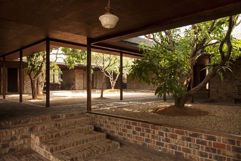 Bijoy Jain, Atrium House, Studio Mumbai, Natural Architecture, Caye Caulker, Container Houses, Brick Architecture, Vernacular Architecture, Casa Container