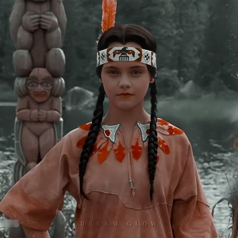 addams family values Addams Family Values Wednesday, Wednesday Addams Family Values, Wednesday Addams Original, Adams Family Aesthetic, Goody Addams, Addams Family Movie, Addams Family Values, Original Teen Titans, Tag Yourself