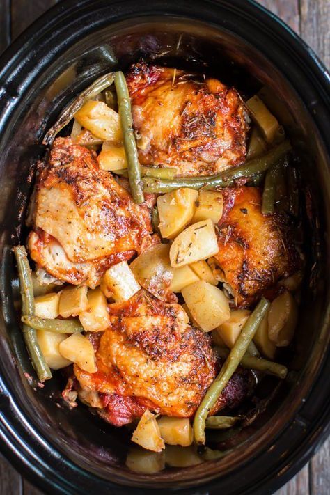 Slow Cooker Full Chicken Dinner by The Magical Slow Cooker Slow Cooker Full Chicken, Full Chicken, Chuck Steak, Chicken Thigh Recipes Crockpot, Slow Cooked Meals, Crockpot Dishes, Chicken Slow Cooker Recipes, Crock Pot Slow Cooker, Crockpot Recipes Slow Cooker