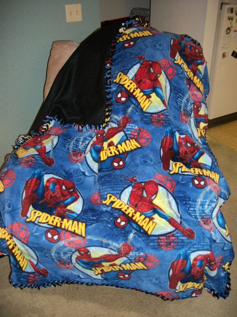 Spiderman Blankets Spiderman Items, Shared Baby Rooms, Spiderman Blanket, 18th Party Ideas, Spiderman Stuff, Me And Bae, Room Stuff, Pastel Pink Aesthetic, Handmade Scarves