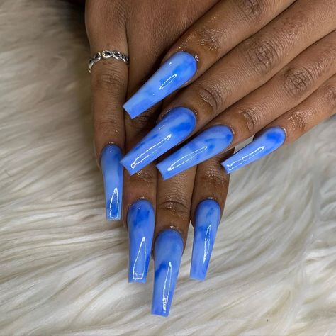 Marble Color Nails, Blue Nail Trends, Blueberry Milk Nails, Blue Marble Nails, Winter Manicures, Navy Blue Nail Polish, Cobalt Blue Nails, Snowman Nail Art, Acrylic Nails Stiletto