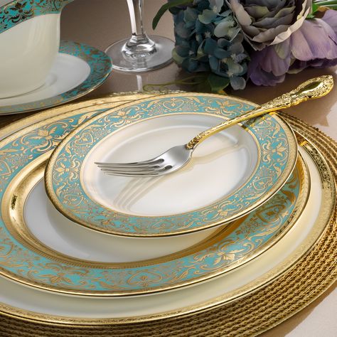 eco-friendly tableware wholesale bone china ware dinnerware dinner set european fine porcelain dinner service https://m.alibaba.com/product/1600069678355/eco-friendly-tableware-wholesale--bone-china.html?__sceneInfo={"cacheTime":"1800000","type":"appDetailShare"} Dinnerware Sets Luxury Pottery, Dinnerware Sets Luxury Glass, Dinnerware Sets Luxury Blue, Bone China Dinner Set, Dinnerware Set Modern, Bone China Dinnerware, Fine Dinnerware, China Dinnerware Sets, Luxury Tableware