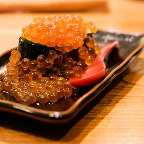 How to Store Salmon Roe for the Long Term: Tips and Tricks - Global Seafoods North America Orange Glazed Salmon, Flounder Fillet, Fish To Eat, Salmon Caviar, Crab Feast, Frozen Salmon, Salmon Roe, Fish Stew, Easy Salmon