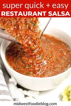 Salsa Recipe Mexican, Salsa Recipe Easy, Easy Blender Salsa, Restaurant Style Salsa Recipe, Restaurant Salsa, Salsa Canning Recipes, Blender Salsa, Mexican Salsa Recipes, Fresh Salsa Recipe