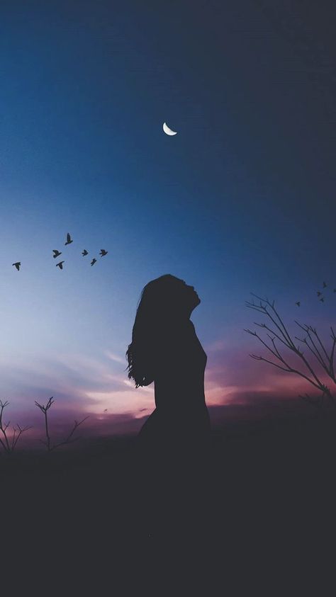 Một mình cảm nhận hơi thở của thiên nhiên Silhouette Photography, Night Sky Wallpaper, Photography Subjects, Cute Wallpaper Backgrounds, Screen Wallpaper, Girl Wallpaper, Sky Aesthetic, Night Photography, Anime Scenery