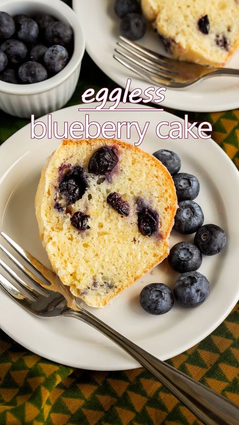 Blueberry Bunt Cake, Eggless Blueberry Muffins, Blueberry Yogurt Cake, Chocolate Oat Cookies, Lemon Blueberry Bundt Cake, Blueberry Bundt, Lemon Bundt Cake Recipe, Cake Blueberry, Blueberry Bundt Cake