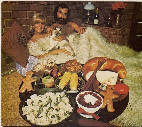 this is in no way beautiful or inspirational. it is, however, totally insane and i feel like everyone should see it. 70s Dinner Party, 70s Food, Tableaux Vivants, 70s Party, Retro Recipes, Morning Humor, Breakfast In Bed, Go For It, Weird And Wonderful