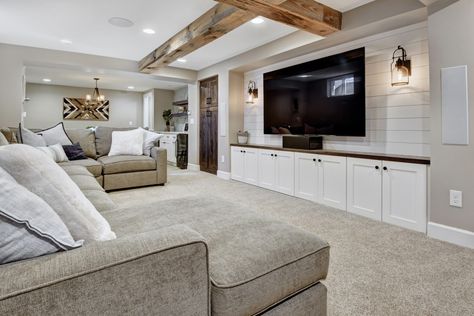 Colorado Interior Design, Finished Basement Designs, Basement Decoration, Dream Basement, Basement Layout, Basement Finishing, Modern Basement, Basement Inspiration, Basement Living Rooms