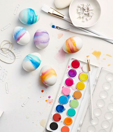 Watercolor Eggs Prek Easter, Easter Pastry, Watercolor Eggs, Shaving Cream Easter Eggs, Unique Easter Eggs, Creative Easter Eggs, Painted Eggs, Egg Dye, Easter Games