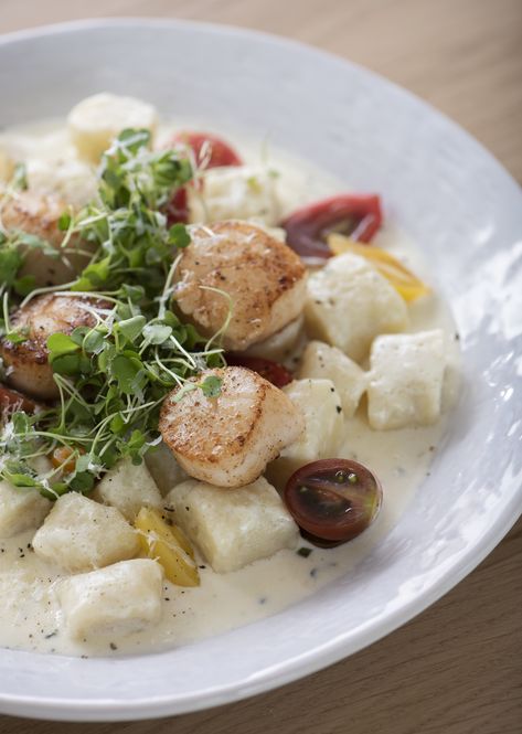 Carb Friendly Recipes, How To Cook Gnocchi, Wellness Food, Bobby Berk, Seared Scallops, Scallop Recipes, Gnocchi Recipes, Date Night In, Scallops Seared