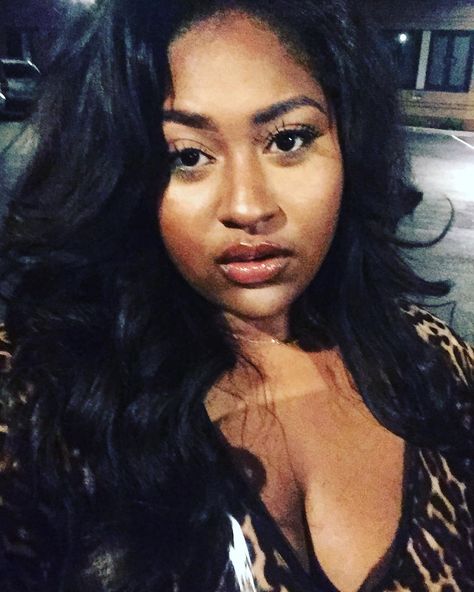 (@jazminesullivan) Jasmine Sullivan, Jazmine Sullivan, Black Sisters, Aries Woman, Fly Girl, Music Fashion, Iconic Women, Girls Rock, Brown Skin