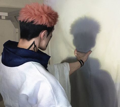 👹VL on Twitter: "“brat” ~ #sukuna #jujutsukaisen… " Villian Lady Sukuna, Sukuna Hairstyles, Sukuna Haircut, Sukuna Cosplay Female, Sukuna Real Form, Female Sukuna, Villain Lady, Sukuna Cosplay, Arte Pulp