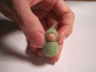 Under The Sea Crafts, Needle Felting Tutorial, Lady Beetle, Fabric Crafts Diy, Wool Dolls, Needle Felting Diy, Christmas Craft Projects, Felt Fairy, Homemade Toys