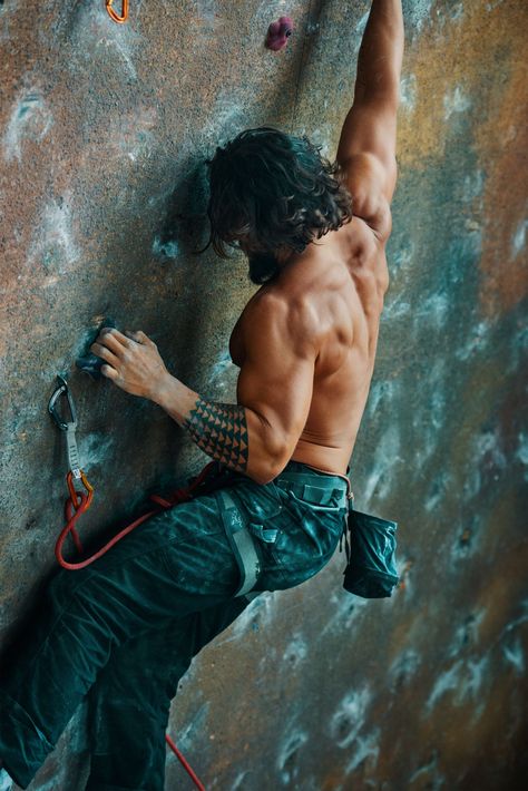 Jason Momoa Talks Life Lessons, Climbing and Drinking Guinness Best Back Workouts For Men, Back Workouts For Men, Jason Momoa Workout, Best Back Workouts, Back Workout Men, Workouts For Men, Back Workouts, Good Back Workouts, Push Day