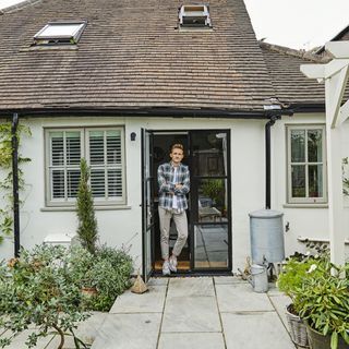 Modern English Cottage Interiors, Scottish Cottage Interior, British Cottage Interior, Irish Cottage Interiors, Modern English Cottage, Scottish Interiors, Scottish Cottage, 25 Beautiful Homes, Scottish Cottages