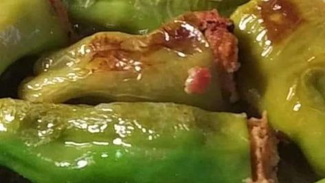 Grandmom Lena’s Stuffed Italian Frying Peppers Recipe - Food.com Italian Frying Peppers, Italian Fries, Italian Stuffed Peppers, Bread Stuffing, Fried Peppers, Long Pepper, Dried Peppers, Stuffed Pepper, Peppers Recipes