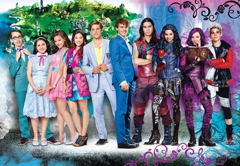 I am so excited for descendants 3! Cameron Boyce Descendants, Descendants 2015, Disney Original Movies, Descendants Wicked World, Evie Descendants, Disney Descendants Movie, Descendants Characters, Cheyenne Jackson, Disney Channel Movies