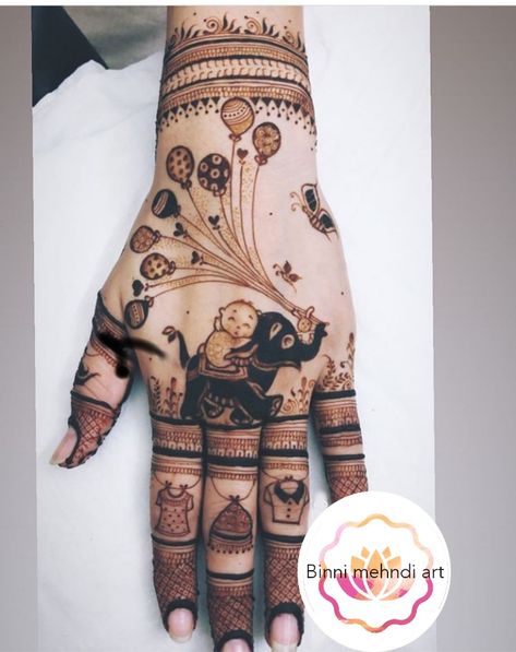 Masi To Be Mehandi Designs, Housewarming Mehndi Design, Chachi To Be Mehndi, Mehendi For Baby Shower Indian, Mundan Ceremony Mehndi Designs, Seemantham Mehendi Designs, Mehndi Designs For Baby Shower Function, Baby Shower Mehendi Designs Latest, Mom To Be Mehendi Design