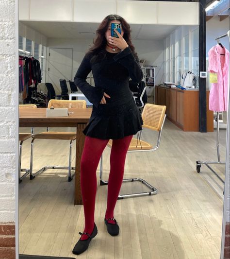 Wool Tights Outfit Winter, Red Socks Outfit, Coloured Tights Outfit, Red Stockings Outfit, Color Tights Outfit, Burgundy Tights Outfit, Colorful Tights Outfit, Cute Mary Janes, Red Tights Outfit