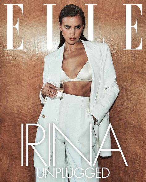 Irina Unplugged Poses Modelo, Elle Us, Fashion Magazine Cover, White Suit, 사진 촬영 포즈, Fashion Cover, Studio Photoshoot, Vogue Covers, Elle Magazine