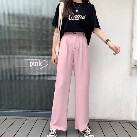 Pink Pants Outfit Korean, Korean Outfits Ideas, Pink Pants Outfit, Women Pants Pattern, Korean Pants, Kawaii Outfit Ideas, Dr Wardrobe, Streetwear Korean, Outfit 2020