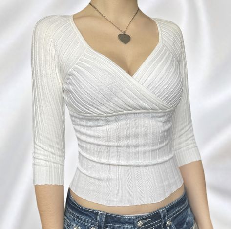 Y2K 2000s Dainty White Balletcore Angelcore Coquette Cottagecore Fairycore Half Sleeve Top #y2k #y2kfashion #2000s #2000sfashion #depop #ballerina #balletcore fall2023fashiontrends #falloutfits #fallaesthetic Y2k White Top Outfit, White Top Y2k, Dainty Clothes, Dainty Tops, 2000 Tops, Ballerina Top, White Coquette, 2000s Tops, Coquette Cottagecore