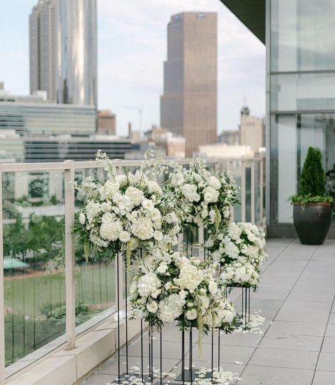 Pumpkin Wedding Cakes, Outdoor Rooftop, Rooftop Ceremony, Rooftop Venue, Marble Pattern Design, String Of Pearls Plant, Pumpkin Wedding, Acrylic Chair, Old Oak Tree