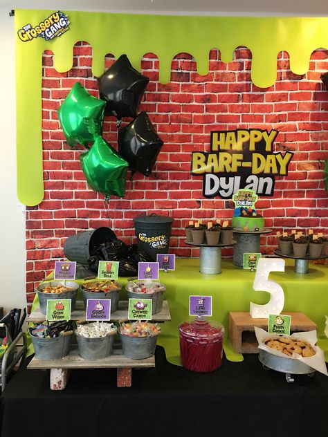 Grossery Gang Birthday Head Table Nina Turtles, 7 Year Birthday, Head Table Decorations, Grocery Gang, Head Table Design, Trash Pack, Trash Party, Head Table Decor, Puppy Party