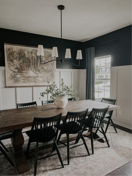 Transitional Dining Room Decor, Oasis Decor, Farmhouse Dining Rooms Decor, Modern Farmhouse Dining Room, Black Chairs, Transitional Dining Room, House Dining Room, Modern Farmhouse Dining, Dining Room Remodel