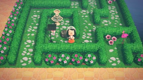 Maze Animal Crossing, Acnh Hedge Maze, Animal Crossing Maze, Acnh Maze, Acnh Fairytale, Labyrinth Ideas, Farming 101, Acnh Idea, Acnh Builds