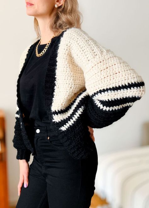 Crochet Pattern, Chunky Crochet Cardigan, Colorblock Cardigan, Modern Beginner Friendly Sweater, Woman Crochet, Cadence Cardigan Pattern PDF - Etsy Romania Jaket Crochet, Cardigan With Jeans, Color Block Cardigan, Crochet Clothing, Elegante Casual, Crochet Jacket, Crochet Cardigan Pattern, Chunky Crochet, Cardigan Pattern