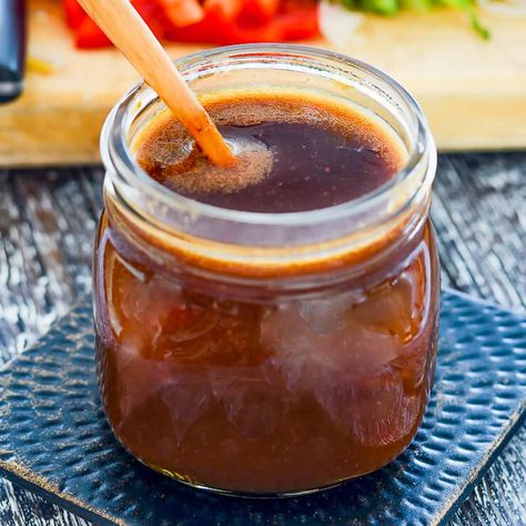 Easy Teriyaki Sauce, Jus Recipe, Tofu Sauce, Vegan Sauce Recipes, Stir Fry Sauce Recipe, Vegan Stir Fry, Teriyaki Sauce Recipe, Vegan Noodles, Asian Stir Fry