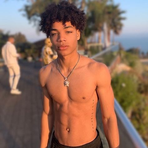 Corey Campbell, Mixed Boys, Dark Skin Boys, Boys With Curly Hair, Cute Black Guys, Boy Tattoos, Jaco