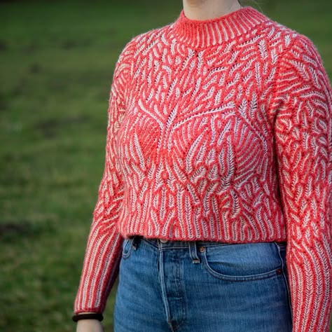 Some more pictures of my cabled brioche stitch sweater ! 🧶 Another one of these is coming soon ! For those who will wanna ask, no, I don’t… Brioche Stitch Sweater, Brioche Sweater, Brioche Crochet, Clothing Texture, Knitting Gifts, Brioche Knitting, Brioche Stitch, Stitch Sweater, Crochet Creations