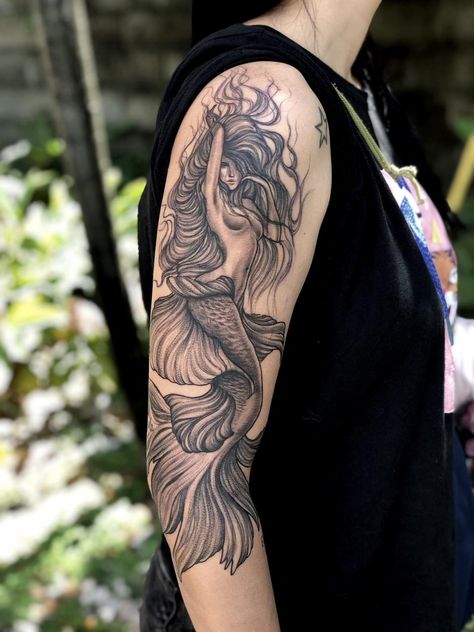 Mermaid arm tattoo Murmades Tattoo, Mermaid Back Tattoo Women, Mermaid Tattoo Women, Mermaid Tattoo Leg, Siren Sleeve Tattoo, Siren Mermaid Tattoo, Womens Mermaid Tattoo, Mermaid Arm Tattoos For Women, Mermaid Shadow Tattoo