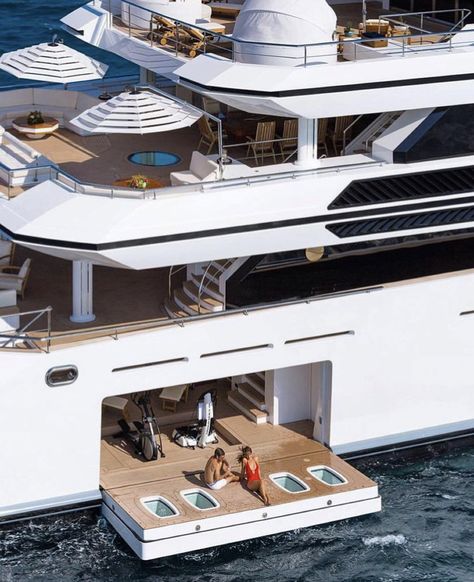 Yacht Interior, Cool Boats, Yacht Life, Bigger Boat, Boats Luxury, Yacht Boat, Yacht Design, Super Yachts, Motor Yacht