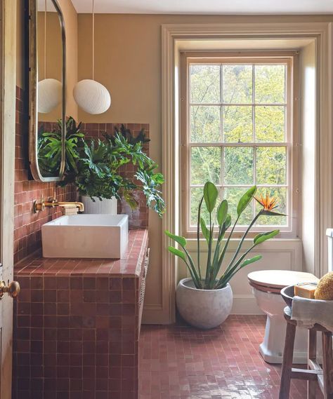 We love the relaxed feel of this bathroom 🛁 . Image credit: Bryony Richardson / Richard Gadsby Brown And Green Bathroom, Natural Bathroom Ideas, Warm Bathroom Ideas, Cosy Bathroom, Bold Bathroom, Brown Bathroom Ideas, Warm Bathroom, Cosy Interior, Brown Bathroom