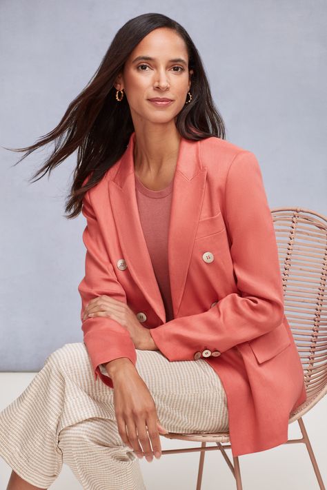 Coral Monochromatic Outfit, Coral Blazer Outfit, Pink Monochromatic Outfit, Orange Pictures, Coral Shades, Color Durazno, Carrot Colour, Coral Blazer, Monochromatic Outfit