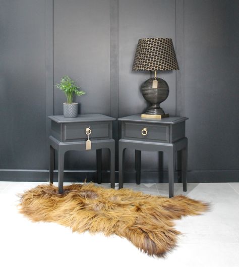 Side Table Decor Bedroom, Stag Bedside Table, Unusual Bedside Tables, Bedroom Dresser Styling, Bedside Table Ideas, Stag Minstrel, Town Apartment, Dresser Styling, Traditional Bedside Tables