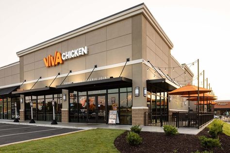 A Peruvian fast-casual chicken chain. VIVA Chicken, has found a private equity partner that prefers slow-growth and has expanded into four states, with more to come. Viva Chicken, Peruvian Chicken, Rotisserie Oven, Peruvian Cuisine, Taco Bowls, Urban Center, Greenville South Carolina, Fast Casual, Fresh Chicken