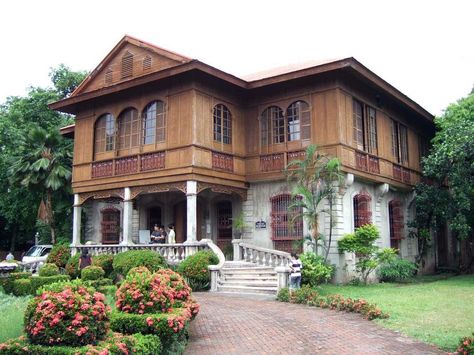 Filipino Interior Design, Philippine Architecture, Filipino House, Filipino Architecture, Tropical Interior Design, Philippine Houses, Interior Design Minimalist, House Design Exterior, Heritage House