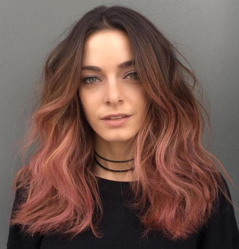 Rose Gold Ombre Hair Gold Ombre Hair, Rose Gold Hair Ombre, Brown Ombre Hair Color, Gold Balayage, Rose Gold Balayage, Light Pink Hair, Gold Hair Colors, Hair Color Rose Gold, Brown Ombre Hair